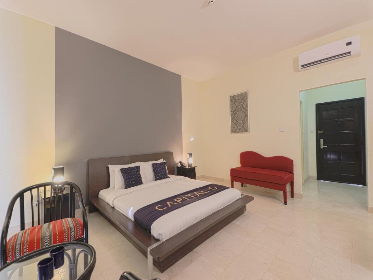 Capital O133 Al Sawadi Beach Resort & Spa 巴尔卡 外观 照片